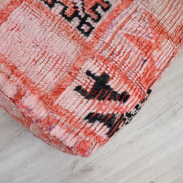 Handmade red and black Moroccan wool pouf - Image 2