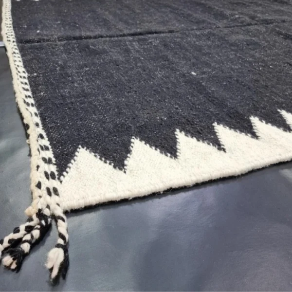 black and white Moroccan Berber rug - Image 5