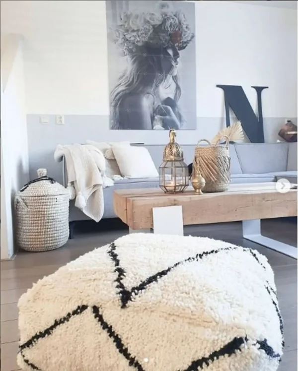 Handmade Moroccan wool pouf in black and white - Image 2