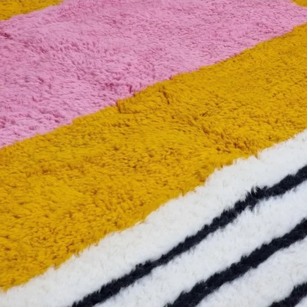 Moroccan Berber rug in black and pink - Image 3